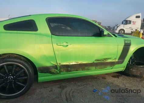 2013 Ford Mustang Boss 302 z USA, uszkodzony, nr VIN 1ZVBP8CU7D5281687